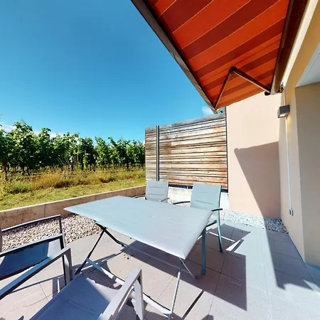 Clos Des Vignes Holiday home