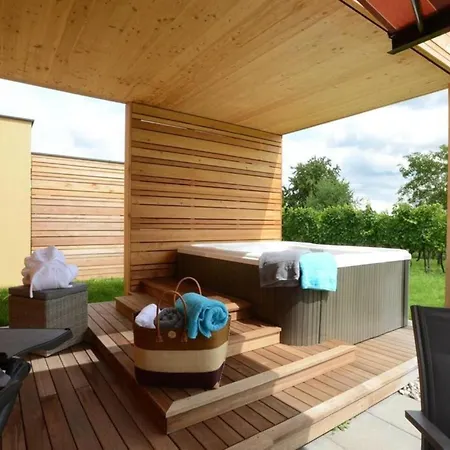 Clos Des Vignes הונוייר